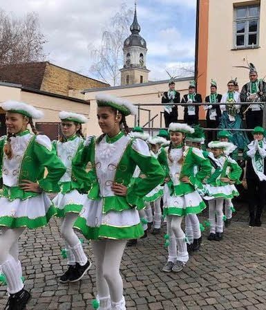 Auftritt: kleine Funken