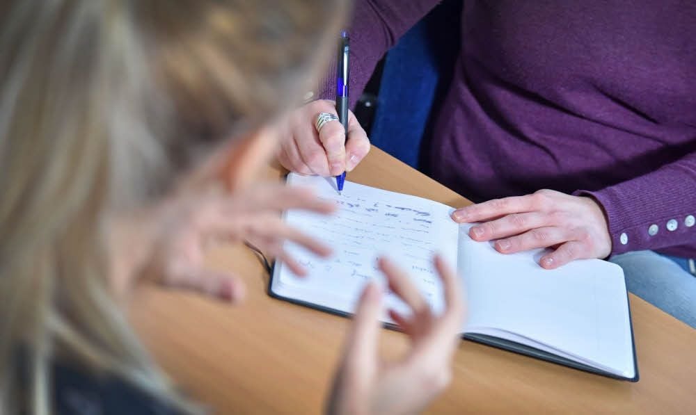 Im Landkreis Anhalt-Bitterfeld fehlen Psychiater. Auch bei den Therapeuten gibt es lange Wartelisten.