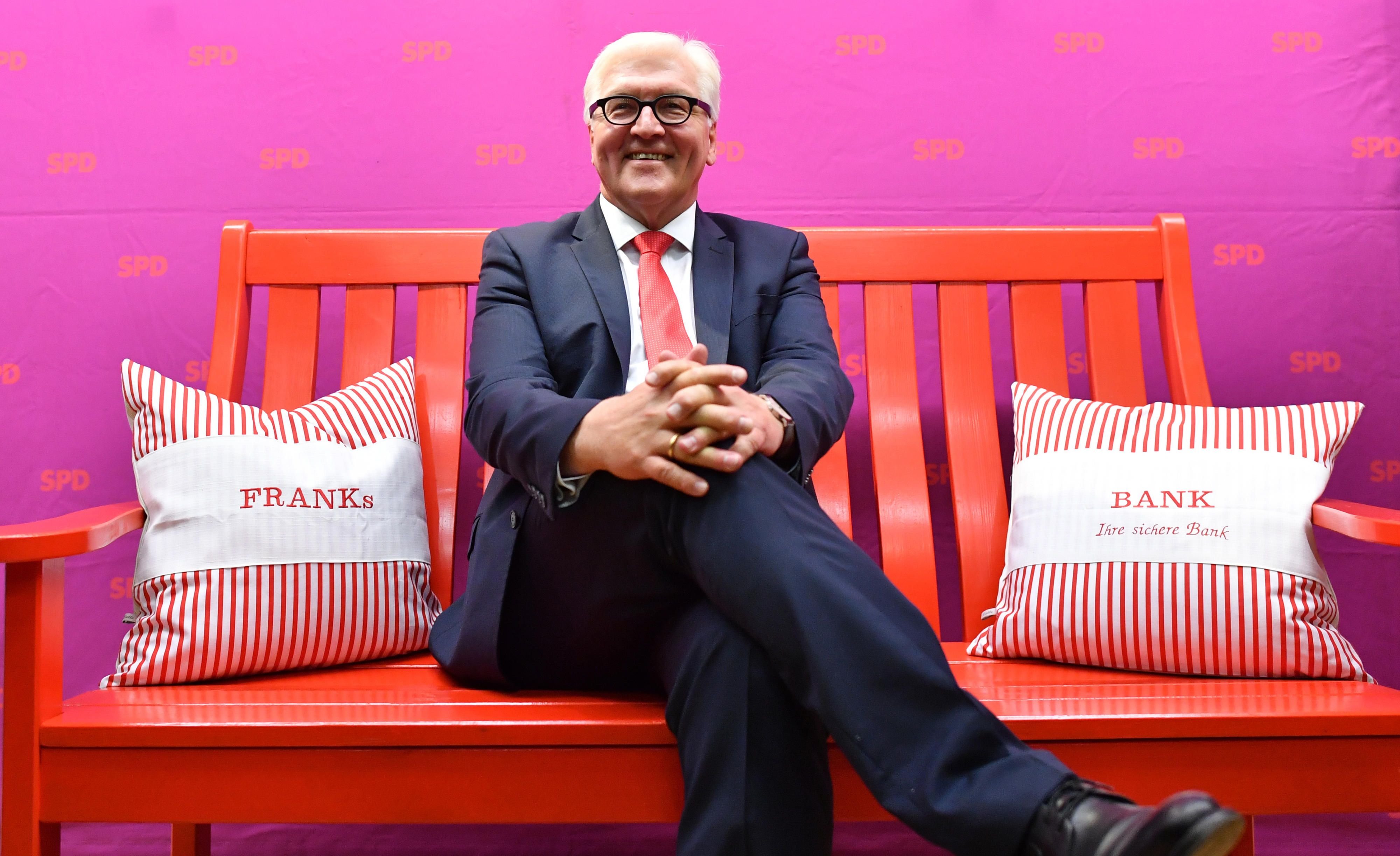 Außenminister Frank-Walter Steinmeier ist der gemeinsame Kandidat von SPD, CDU und CSU für die Nachfolge von Bundespräsident Gauck.