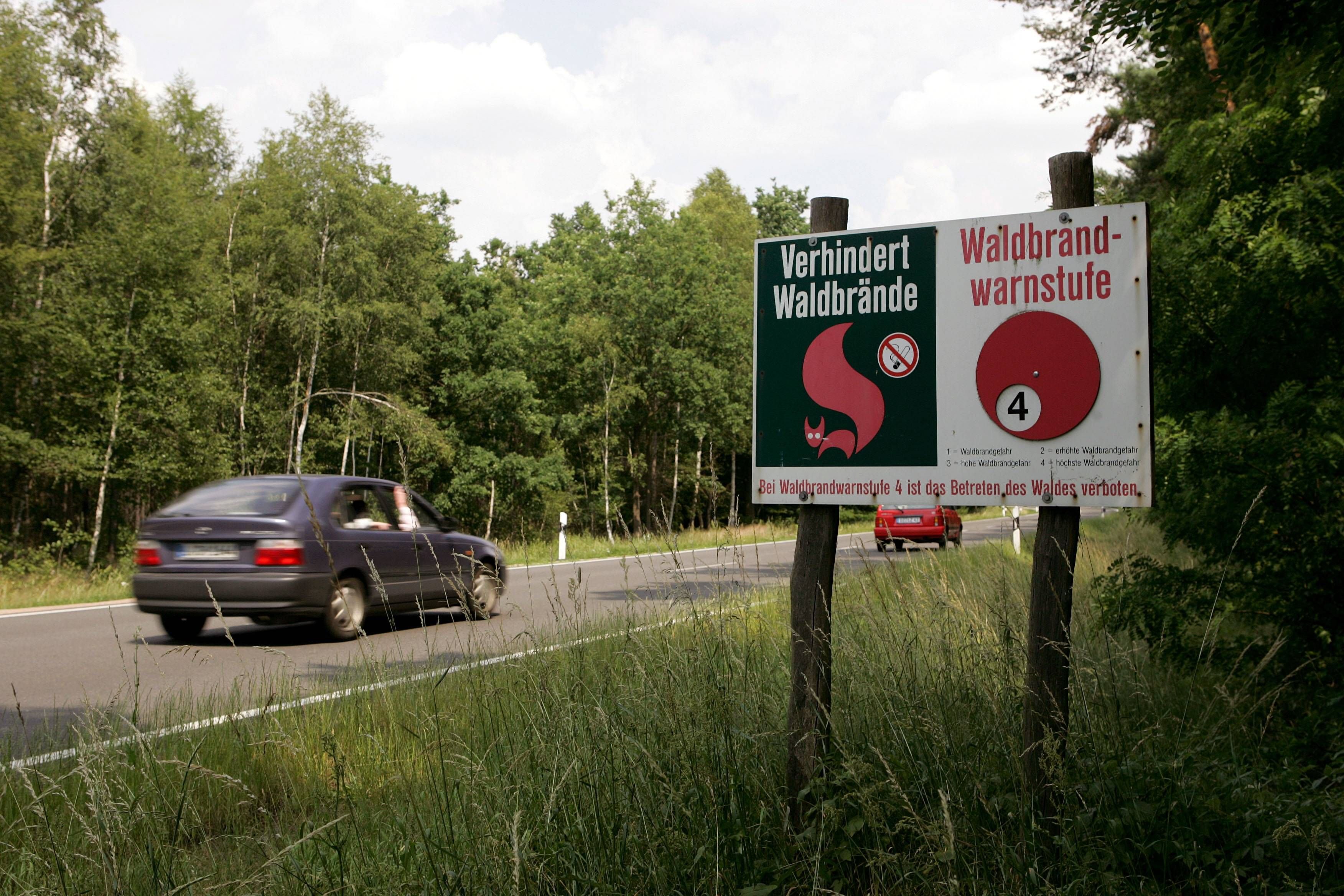 Beim Besuch im Wald gilt es wegen erhöhter Waldbrandgefahr einige Vorsichtsmaßnahmen zu beachten.