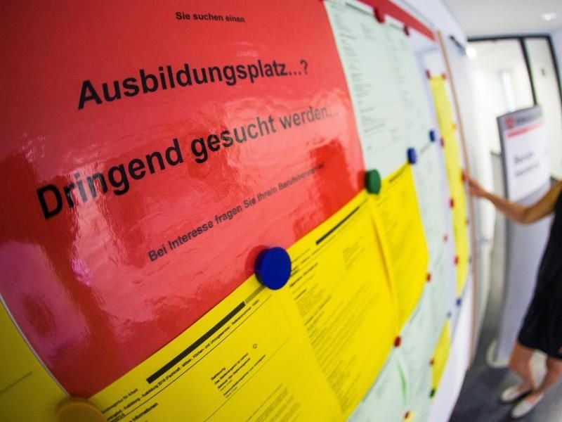 Firmen und Schüler profitieren von einer frühen Lehrstellen-Vermittlung. Foto: Christoph Schmidt