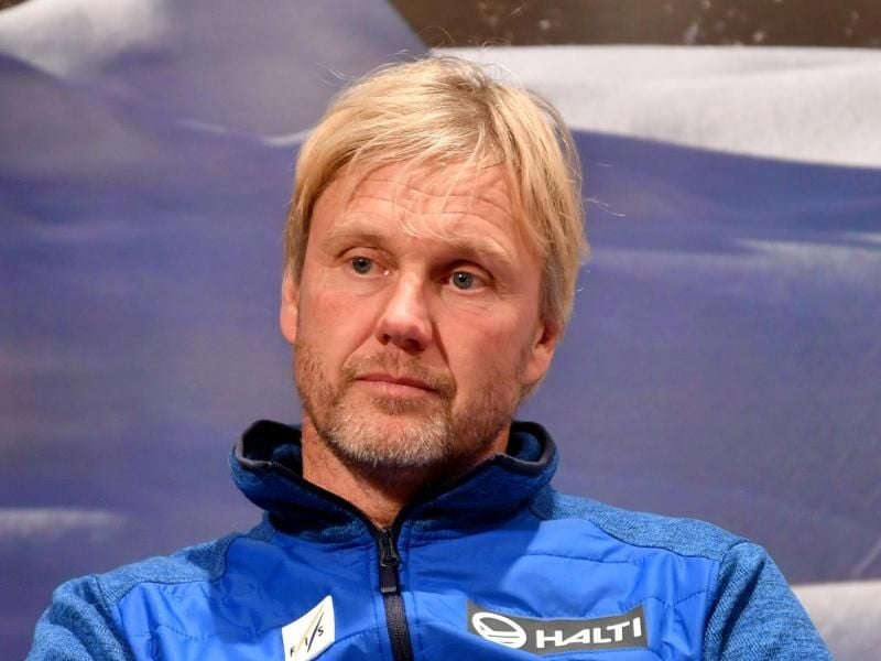 FIS-Renndirektor Atle Skaardal schätzt die Chancen für den Damen-Riesenslalom in Sölden auf mehr als 50 Prozent. Foto: Barbara Gindl/APA