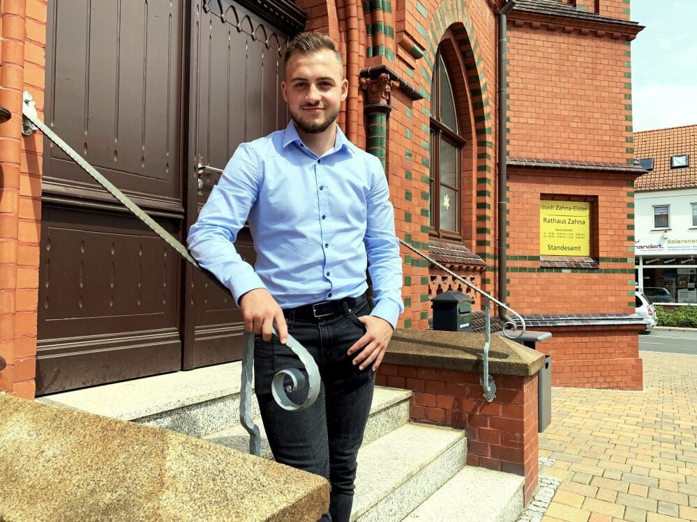 Karl Ferigo ist der erste Auszubildende in der Stadtverwaltung Zahna-Elster.