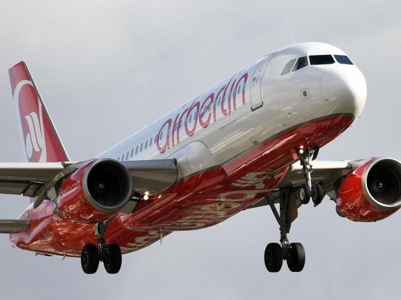 Ein Flugzeug der insolventen Fluglinie Air Berlin. Foto: R. Hirschberger/Archiv