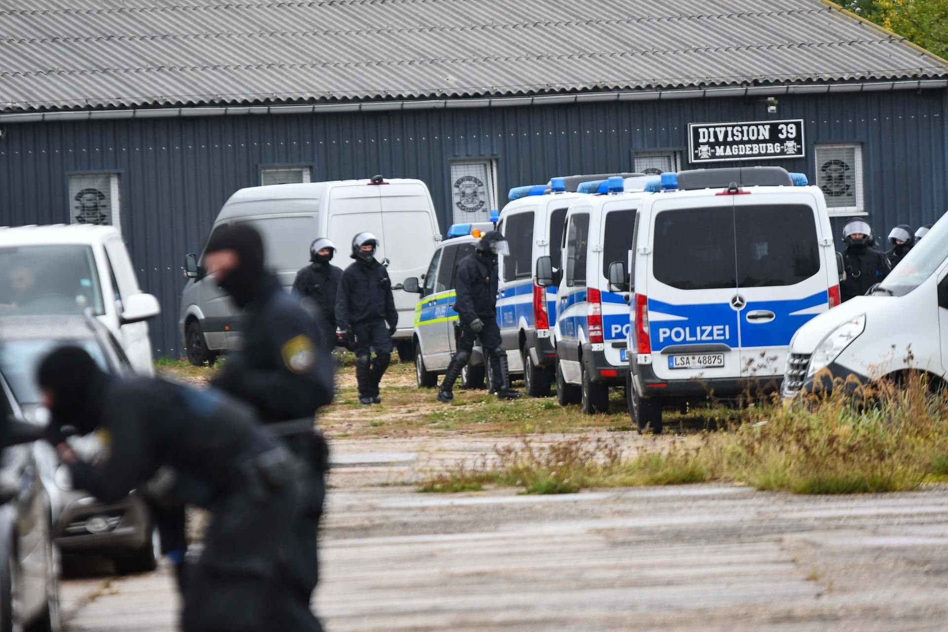 Razzia im Magdeburger Stadtteil Rothensee