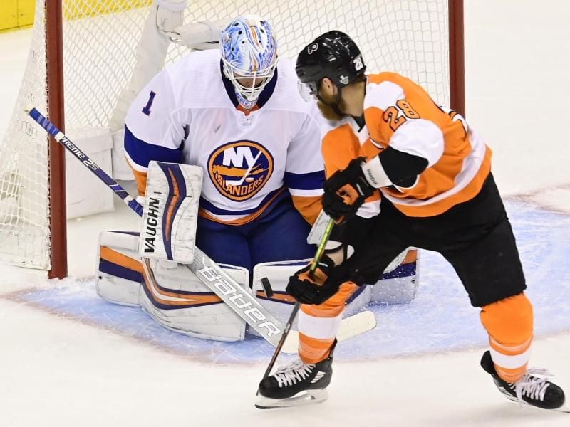 Erfolgsgarant beim Islanders-Sieg gegen Philadelphia: Goalie Thomas Greiss (l). Foto: Frank Gunn/The Canadian Press/AP/dpa