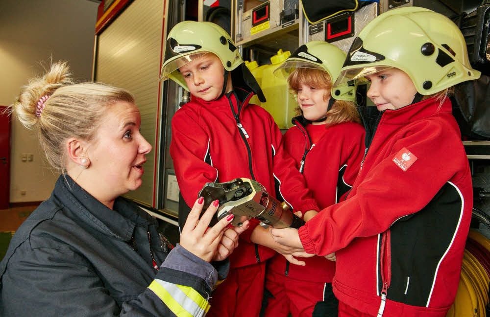 Auch der Bernburger Feuerwehrnachwuchs soll in den Genuss des freien Eintritts für Freizeiteinrichtungen kommen.