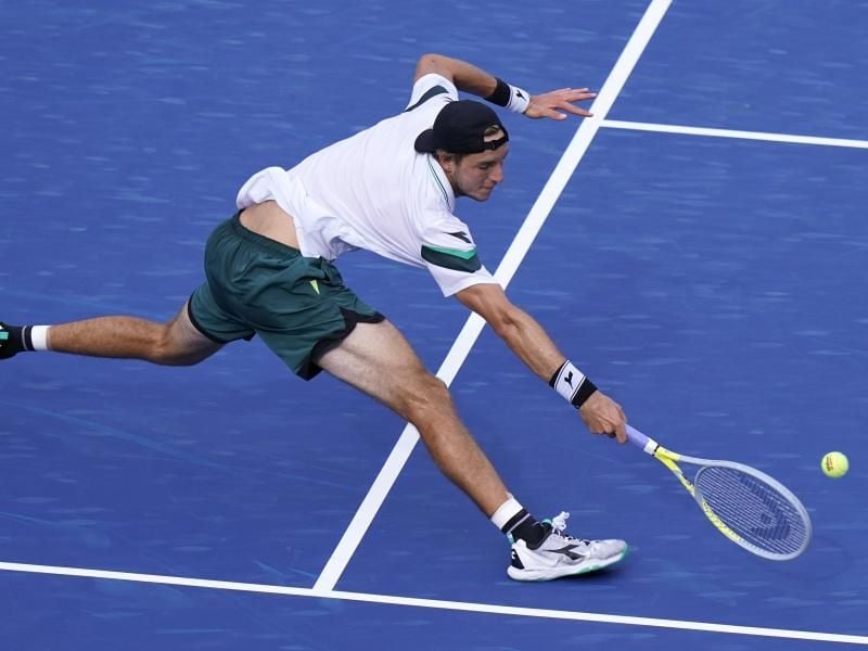 Jan-Lennard Struff hat bei den US Open die dritte Runde erreicht. Foto: Frank Franklin II/AP/dpa