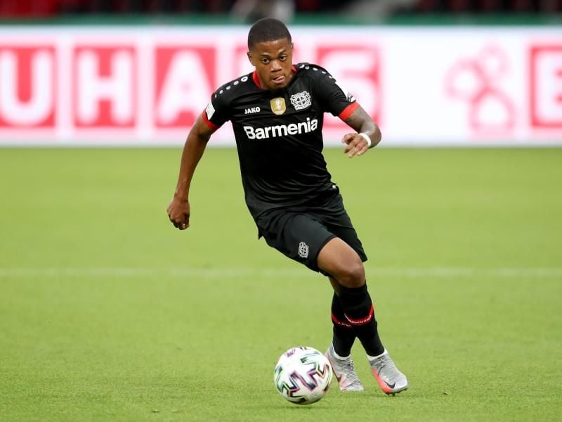 Leon Bailey darf nach einem negativen Corona-Test wieder nach Deutschland fliegen. Foto: Alexander Hassenstein/Getty Images Europe/Pool/dpa