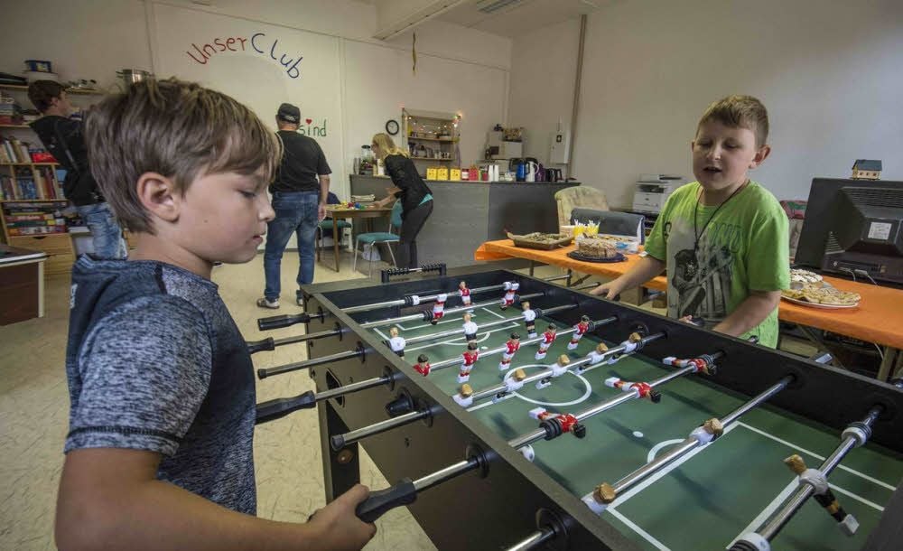 Der Kinder- und Jugendclub in Bad Suderode ist in die Schulstraße umgezogen. Der neue Raum wurde jetzt offiziell eröffnet.