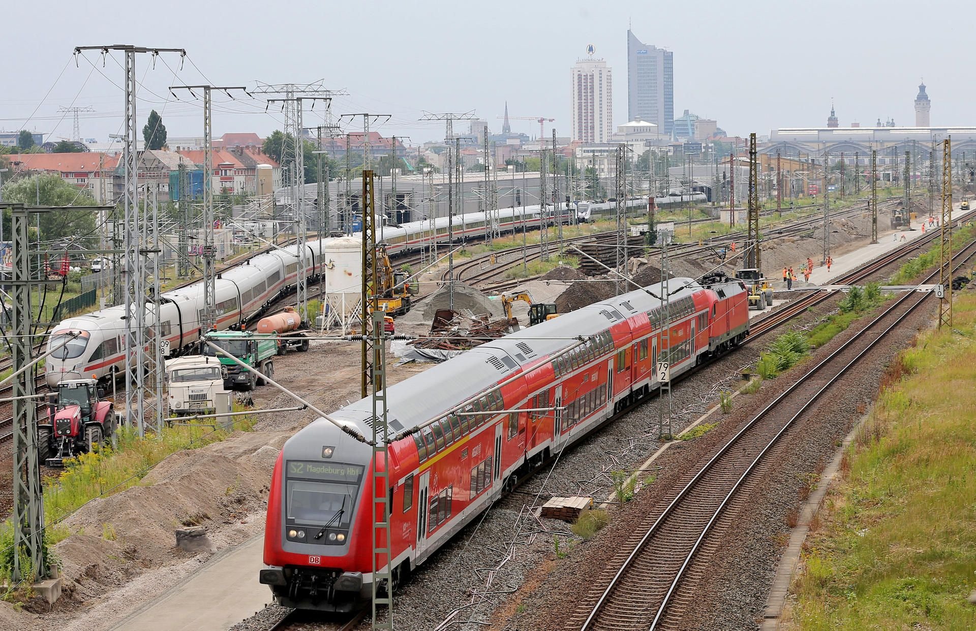 Eine Regionalbahn (RB)
