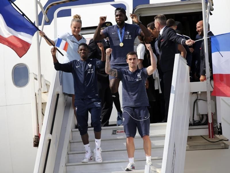 Der Weltmeister ist zurück in Frankreich. Foto: Bob Edme