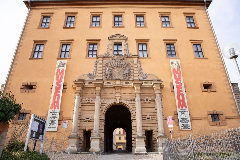 Im August lädt das Schlossmuseum Moritzburg in Zeitz zum Tag der Sonderführungen ein.