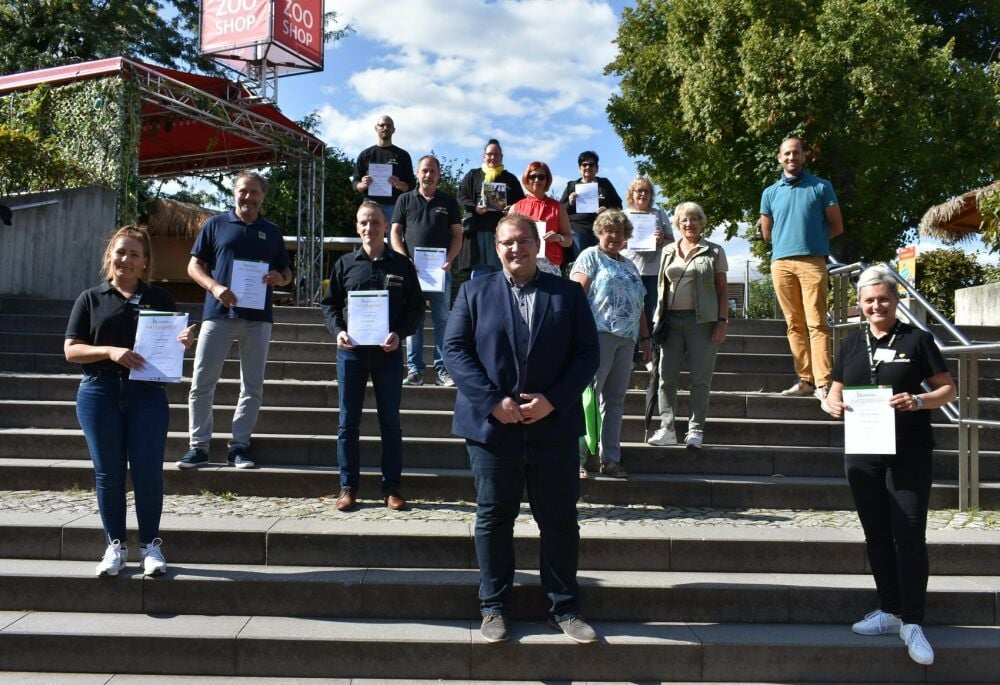 Halles Edeka-Händler unterstützen die Arbeit des Bergzoos Halle und übernehmen für einige Tiere eine Patenschaft.