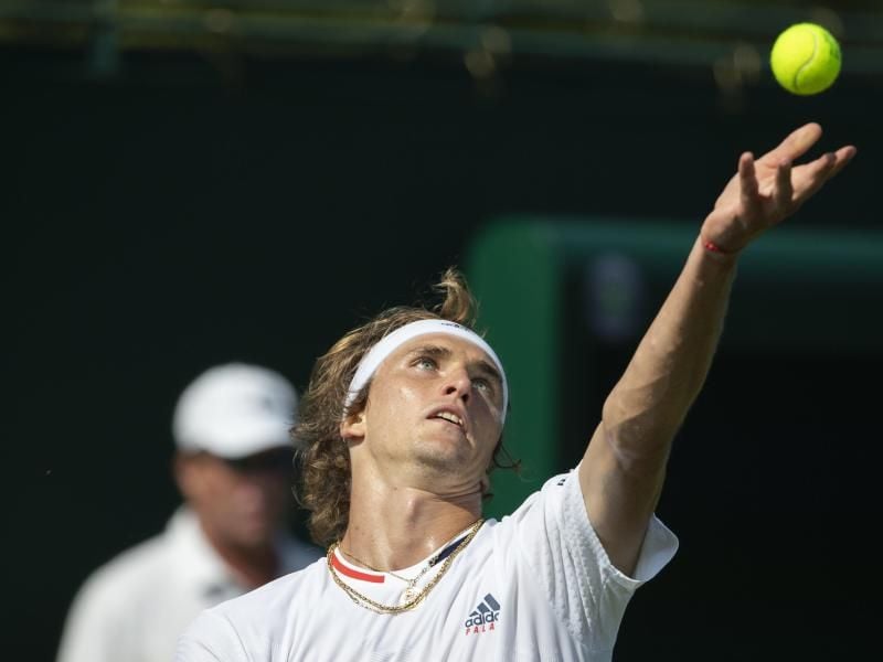 Schlägt am Hamburger Rothenbaum auf: Alexander Zverev. Foto: Peter Klaunzer/KEYSTONE