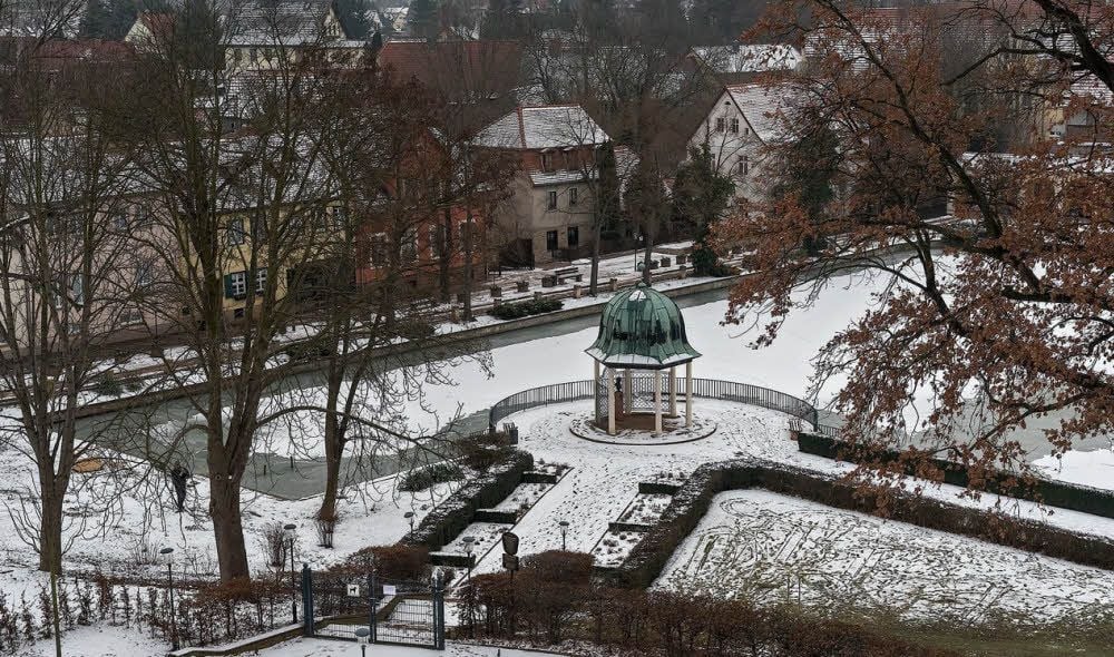 Blick auf den Kurpark in Bad Lauchstädt. Ist die Stadt bald um eine alte Attraktion reicher?