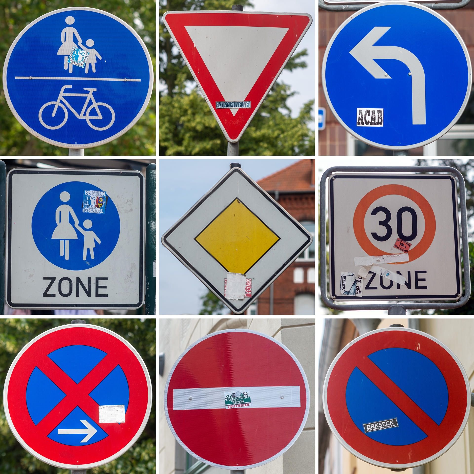 Die Kombo aus neun Bilder zeigen Verkehrsschilder die mit Aufklebern beklebt wurden.