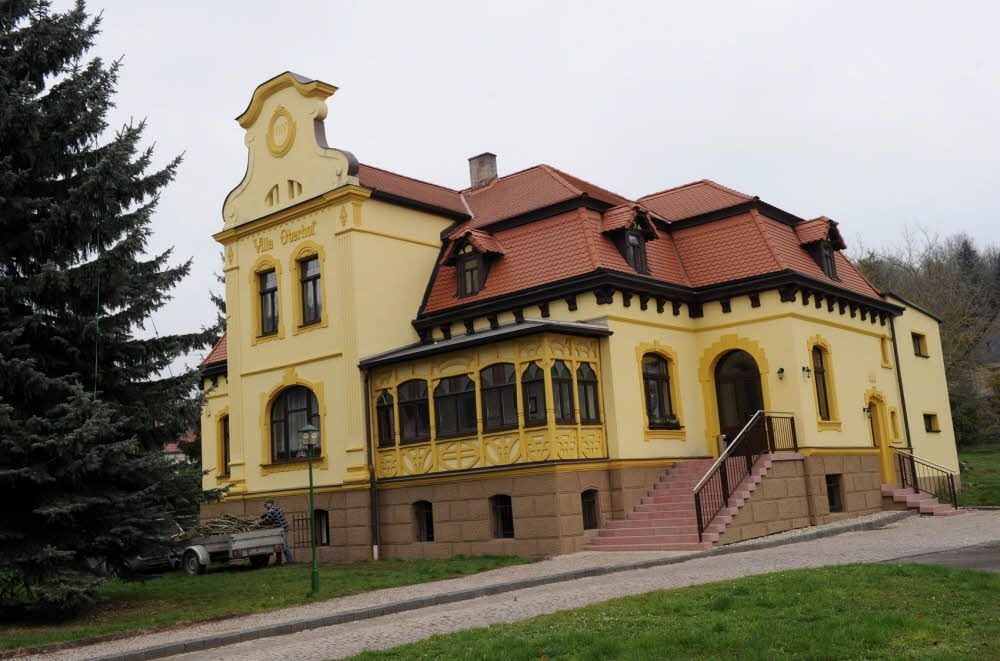 Das Gebäude steht unter Denkmalschutz.