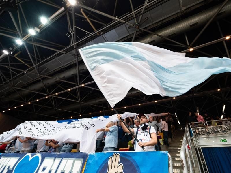 Die Eisbären Bremerhaven sind am letzten Spieltag dramatisch abgestiegen. Foto: Mohssen Assanimoghaddam
