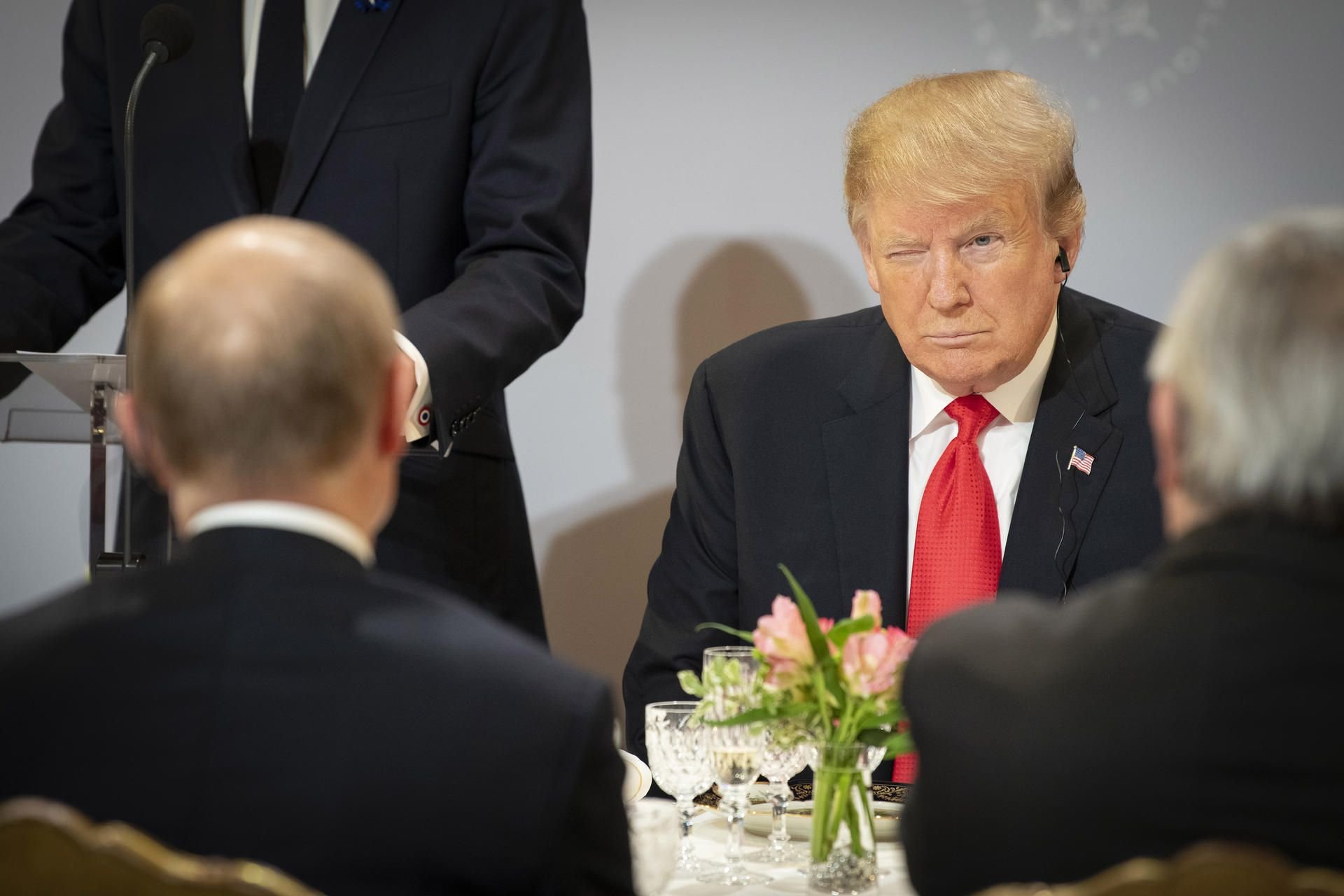 US-Präsident Donald Trump hat Wladimir Putin (l.) fest im Blick.
