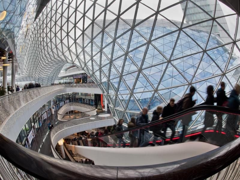 "My Zeil" soll umgebaut werden. Foto: Boris Roessler/Archiv