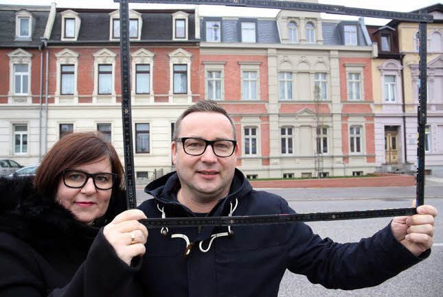 Annenstraße 23: Nach langem Leerstand kauften Grit und Christian Jethon vor zwei Jahren die stark sanierungsbedürftige Immobilie der Stadt Bernburg ab.