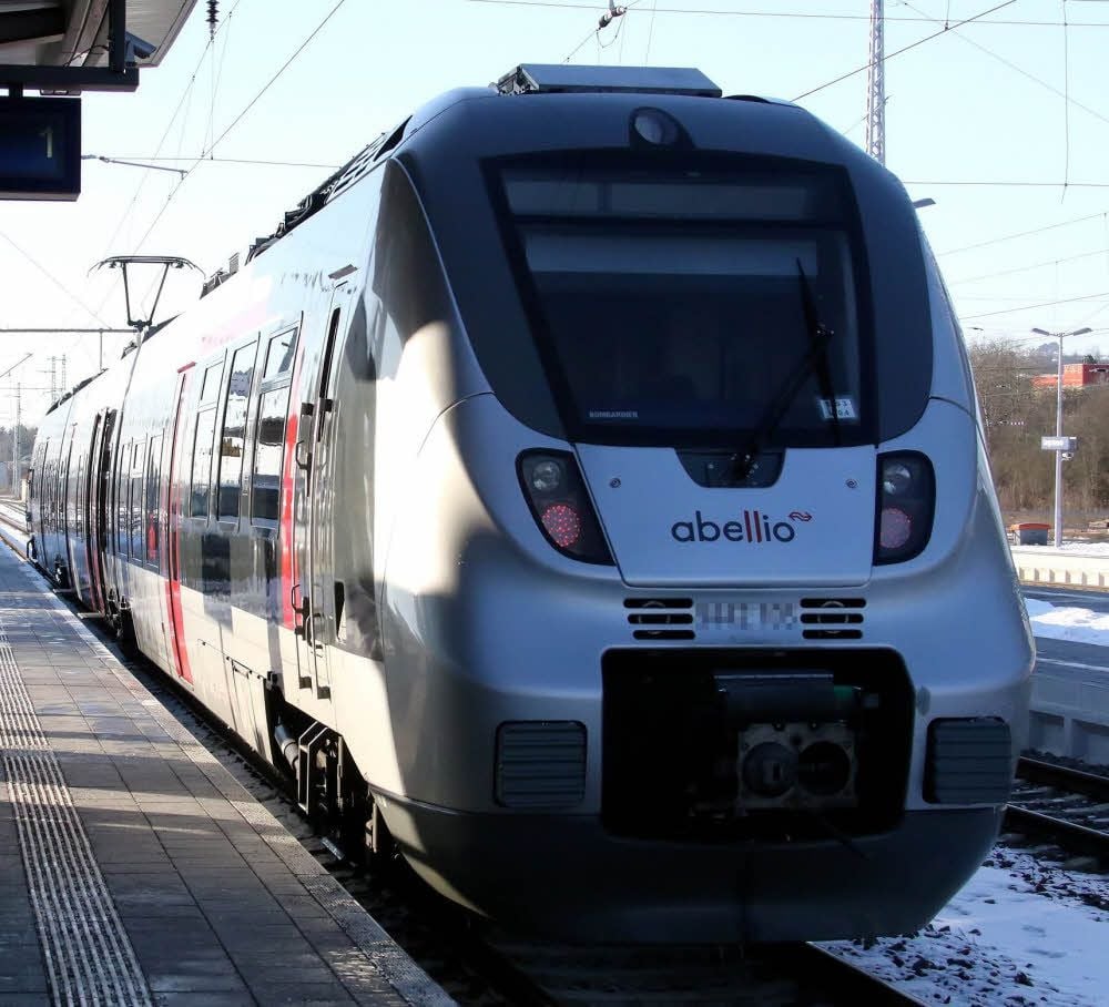 Derzeit zählt der Landkreis nicht zum Mitteldeutsche Verkehrsverbund. Pendler könnten womöglich von einem Beitritt profitieren.