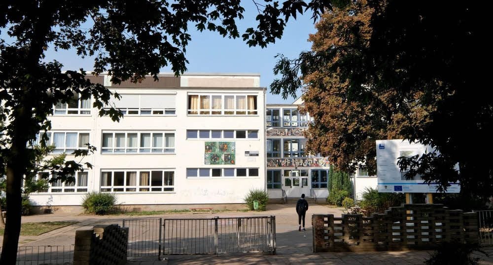 Über die Sekundarschule an der Kastanienallee in Halle-Neustadt wird derzeit viel diskutiert. Grund ist der hohe Migranten-Anteil.