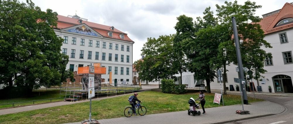 Das Historische Waisenhaus am Franckeplatz erstrahlt in voller Schönheit.
