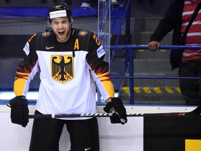 Leon Draisaitl sorgt vorne für Tore, aber kann sich in der Defensive noch verbessern. Foto: Monika Skolimowska