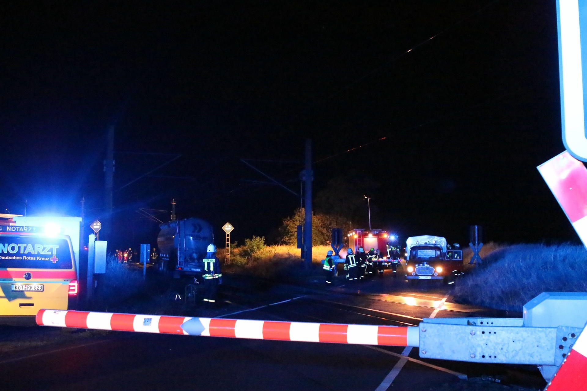 Die Feuerwehr sperrte das Gebiet ab.