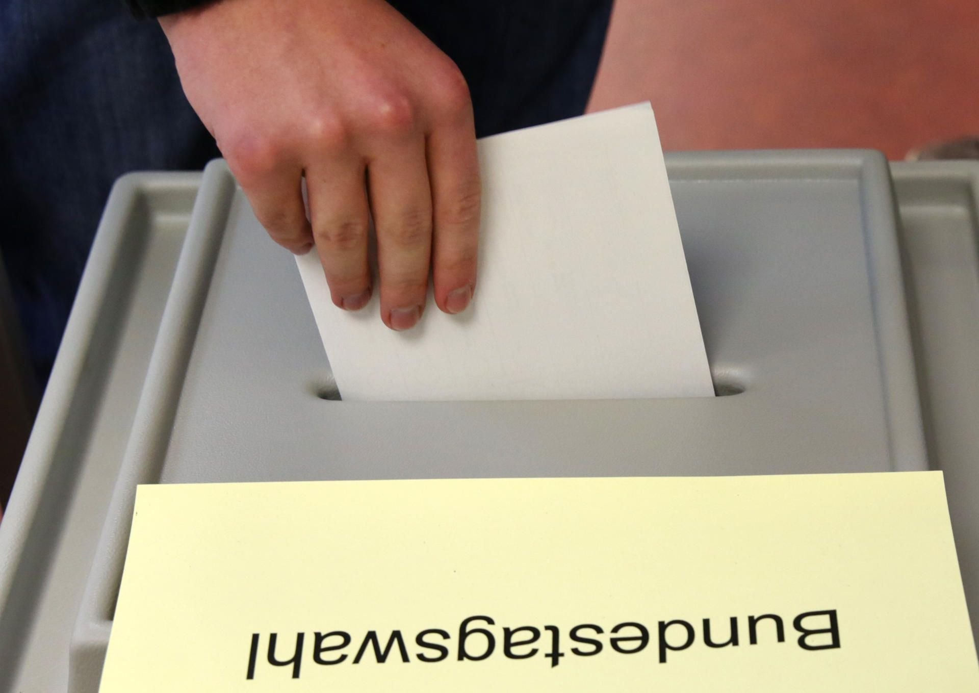 Wahlurne zur Bundestagswahl