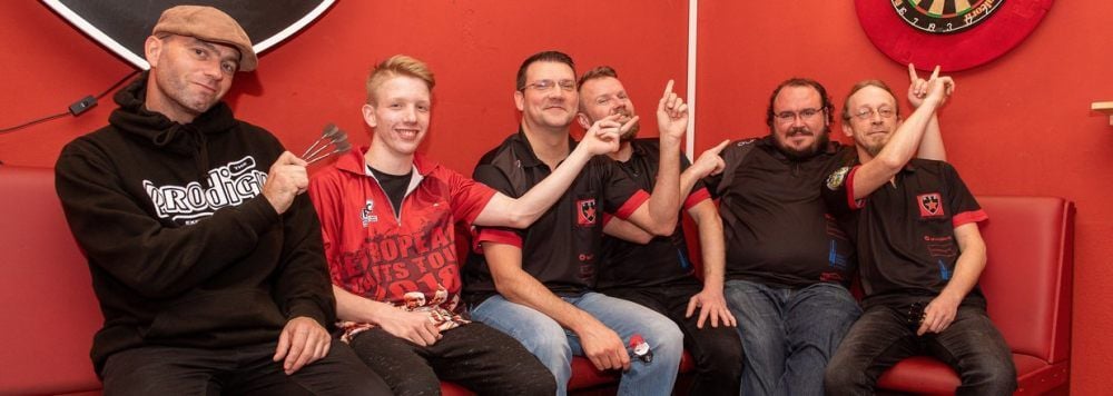 Sechs der derzeit 22 aktiven Spieler vom Roten Stern: Armin Auerbach, Felix Katzy, Yves Wawrzyniak, Michael Gruß, Benjamin Güte, Maik Thielicke (v.l.n.r).