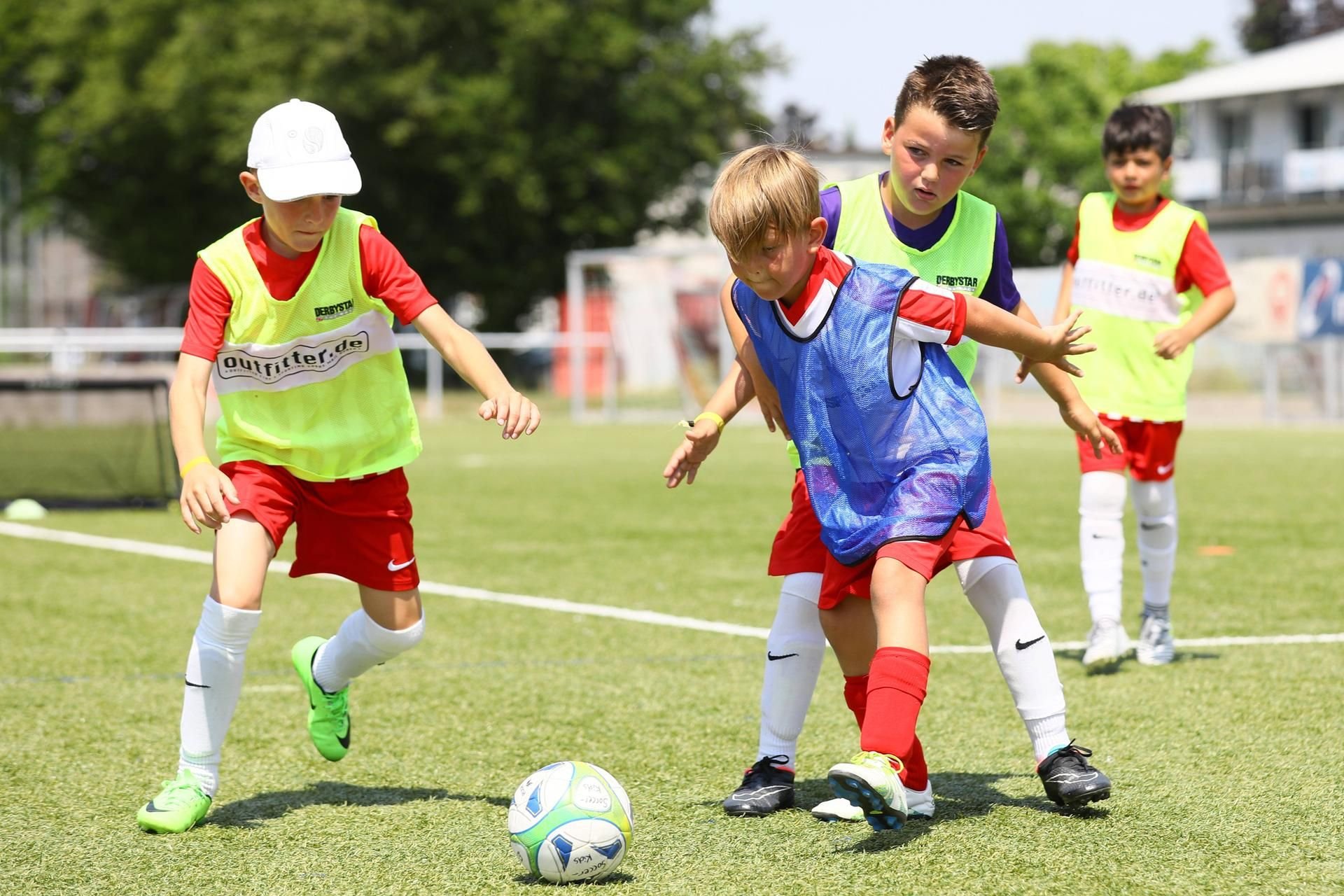 Funiño statt sieben gegen sieben in der Jugend: Ist die neue Spielform auch eine gute Lösung für Vereine in Deutschland?
