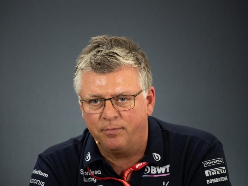 Freut sich auf Sebastian Vettel bei Aston Martin: Teamchef Otmar Szafnauer. Foto: Sebastian Gollnow/dpa