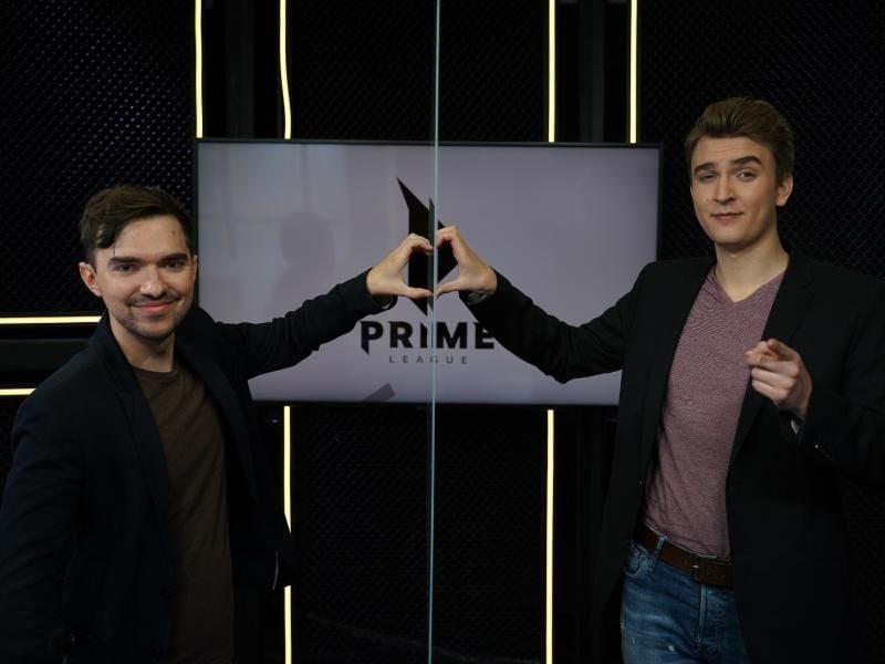 Auch beim Casten der Prime League wird auf den nötigen Abstand geachtet. Foto: Prime League/Freaks 4U Gaming/dpa