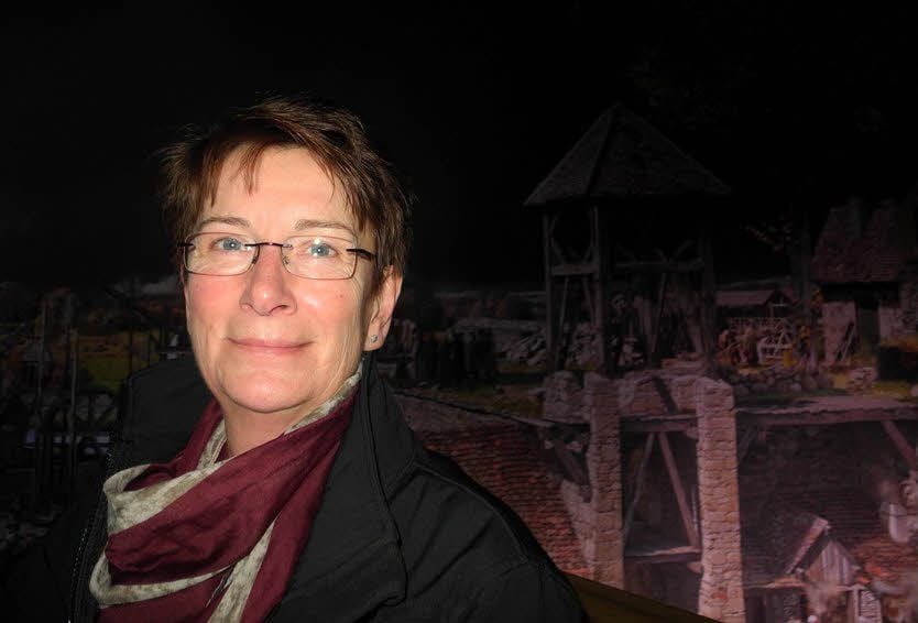 Ines Mann an ihrem Arbeitsort im 360-Grad-Panorama in Wittenberg