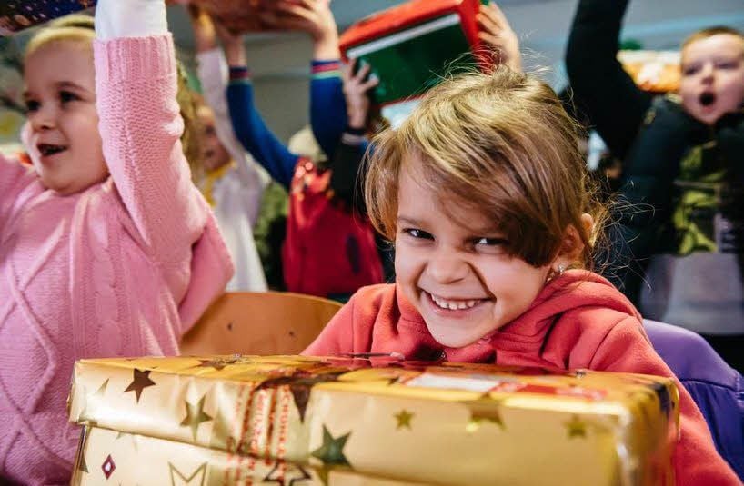 Kinder in Weißrussland freuten sich 2017 über die Geschenke.