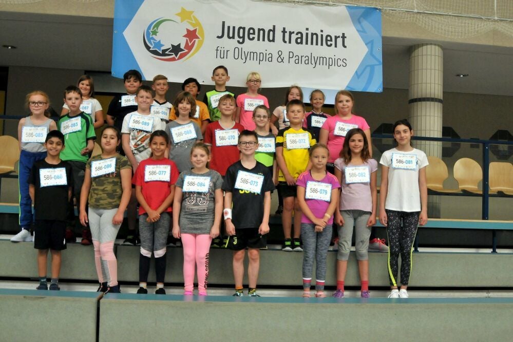 Die Kinder der Bernburger Grundschule „Regenbogen“ haben sich am einen bundesweiten Aktionstag beteiligt.