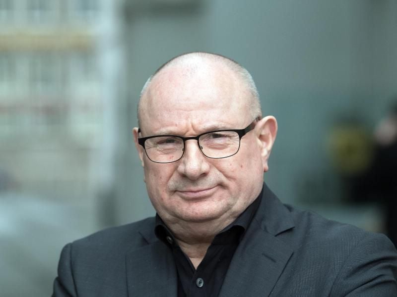 Im Streit über den Umgang mit dem chinesischen Netzwerkausstatter Huawei hat sich Telekom-Betriebsratschef Josef Bednarski für eine harte Gangart ausgesprochen. Foto: Federico Gambarini/dpa