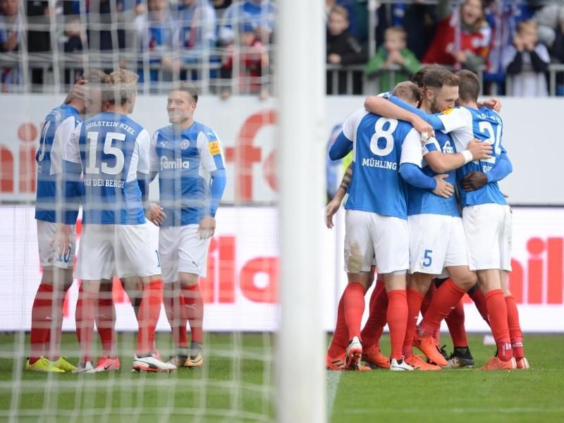 Holstein Kiel besiegte Arminia Bielefeld mit 2:1. Foto: Daniel Bockwoldt