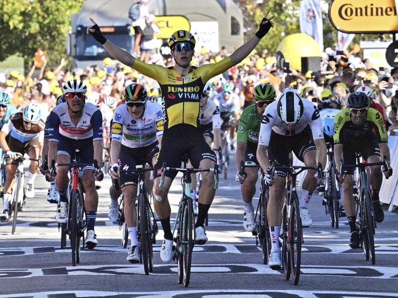 Etappensieger in Privas: Wout Van Aert. Foto: Anne-Christine Poujoulat/Pool AFP/AP/dpa