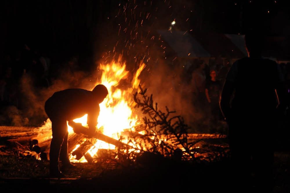 Nicht die Größe des Feuers, sondern die Atmosphäre macht oft den Reiz der Veranstaltungen aus.