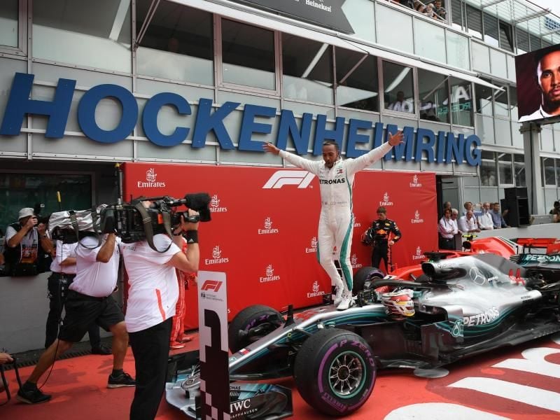 2018 siegte Lewis Hamilton auf der Traditionsstrecke in Baden-Württemberg. Foto: Sebastian Gollnow