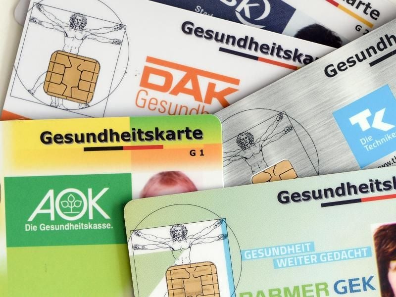 Der Wechsel von einer gesetzlichen Krankenkasse in eine andere sollte eigentlich ohne Probleme funktionieren. Es gibt aber einige Fristen, auf die Versicherte achten sollten. Foto: Jens Kalaene/dpa-Zentralbild