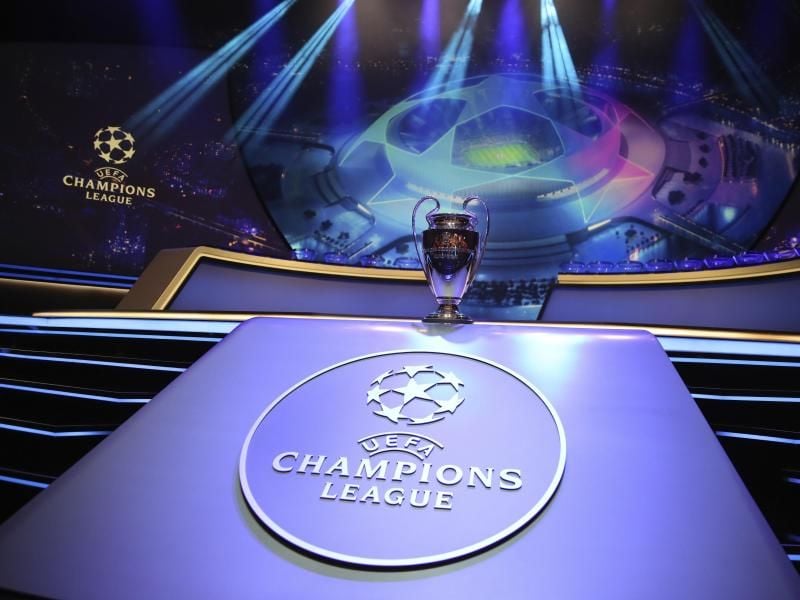 Am Donnerstag werden die Gruppen für die neue Champions-League-Saison ausgelost. Foto: Daniel Cole/AP/dpa