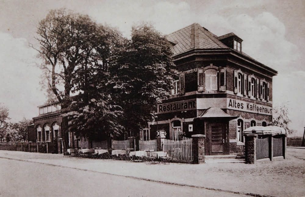 Vergangenheit: Das Kaffeehaus in der Merseburger Straße.