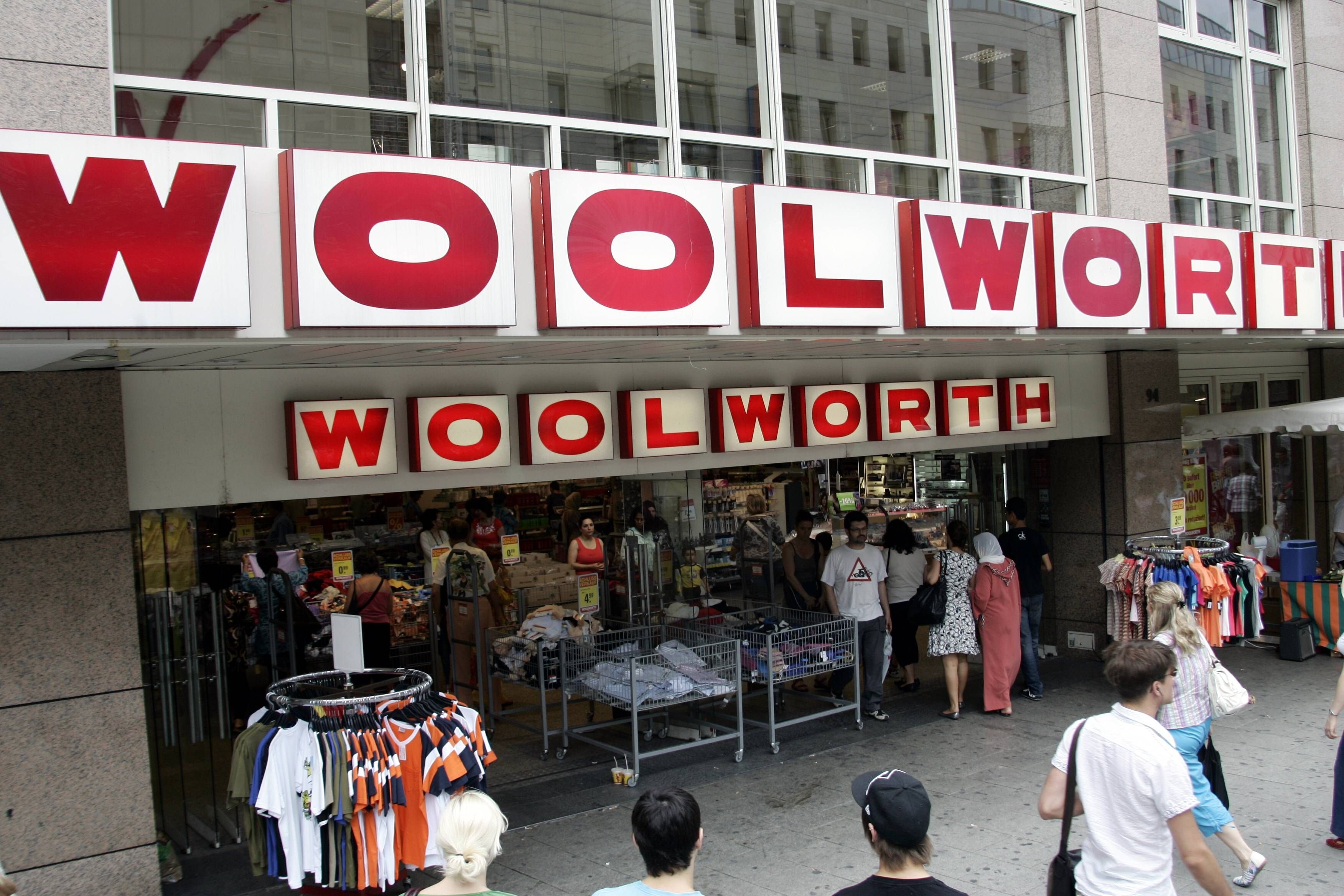 Gibt es bald eine Filiale in Naumburg von Woolworth - hier eine Dortmunder Niederlassung. Die Handelskette hat Interesse signalisiert.