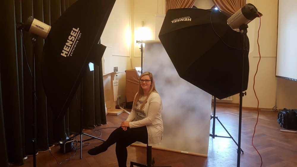 Arbeitssuchende wie Yvette Gemski konnten im Ständehaus auch Bewerbungsfotos machen lassen.