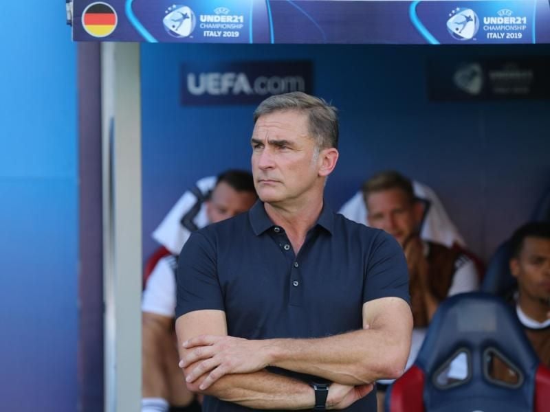 Stefan Kuntz ändert seine Startelf im EM-Endspiel gegen Spanien auf zwei Positionen. Foto: Cezaro De Luca